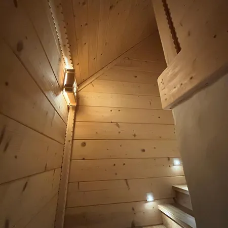 Osada Na Skale Dom Z Kominkiem I Sauna イステブナ