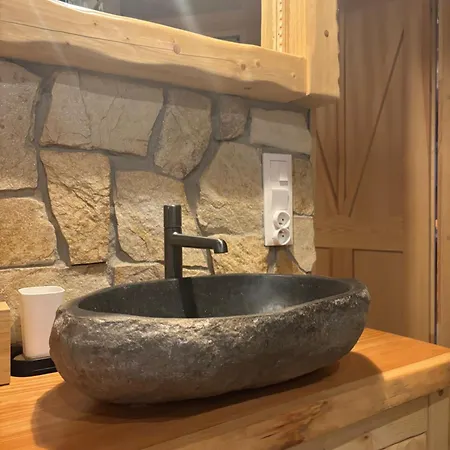 Osada Na Skale Dom Z Kominkiem I Sauna Сasa de vacaciones Istebna