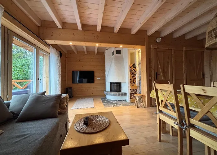 Osada Na Skale Dom Z Kominkiem I Sauna * איסטבנה