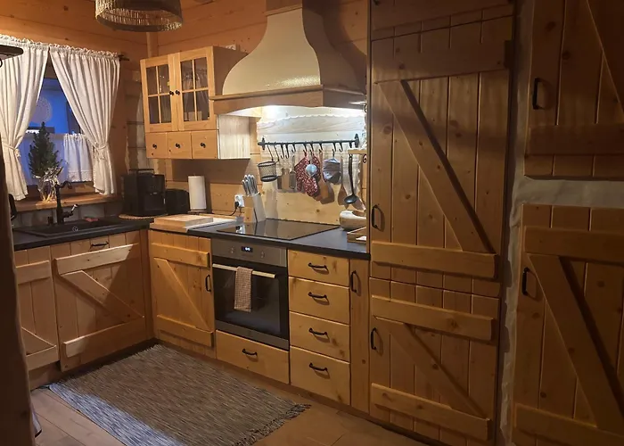 Osada Na Skale Dom Z Kominkiem I Sauna איסטבנה